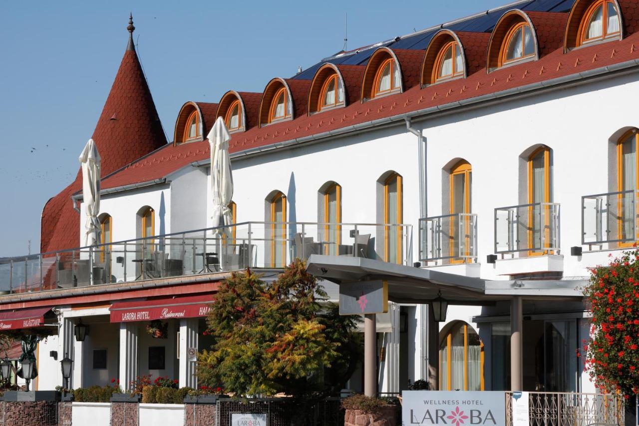 Wellness Hotel Laroba Alsóörs Buitenkant foto